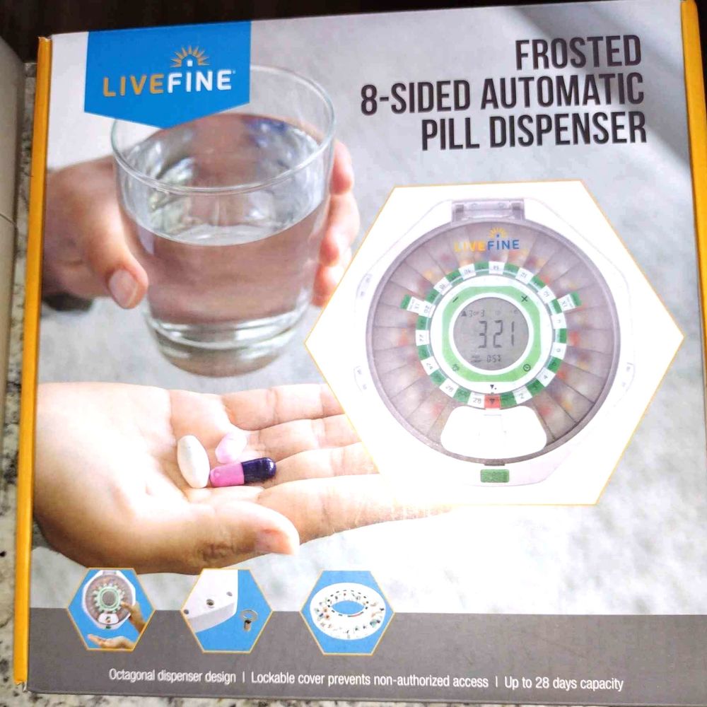NIB! ~LiveFine~ AUTOMATIC PILL DISPENSER Frosted / 8 Sided / Locking W/Key!
